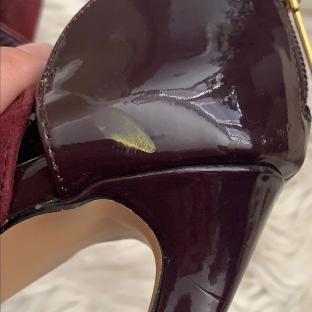 Booties   - Picture 4 of 4